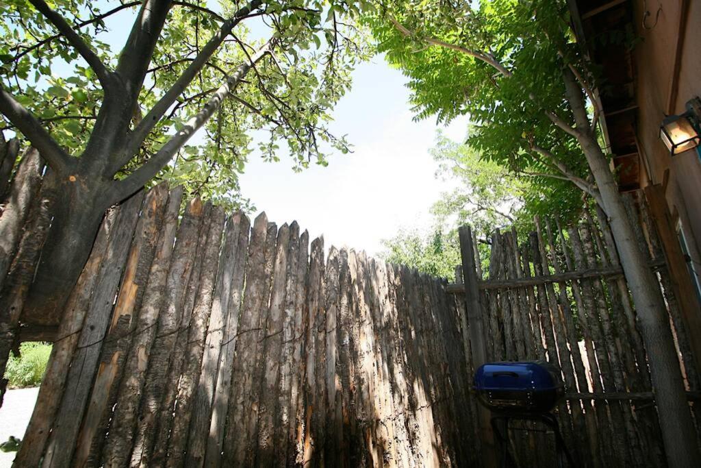 Closson Getaway - Courtyard - Railyard And Plaza Santa Fe Exterior photo